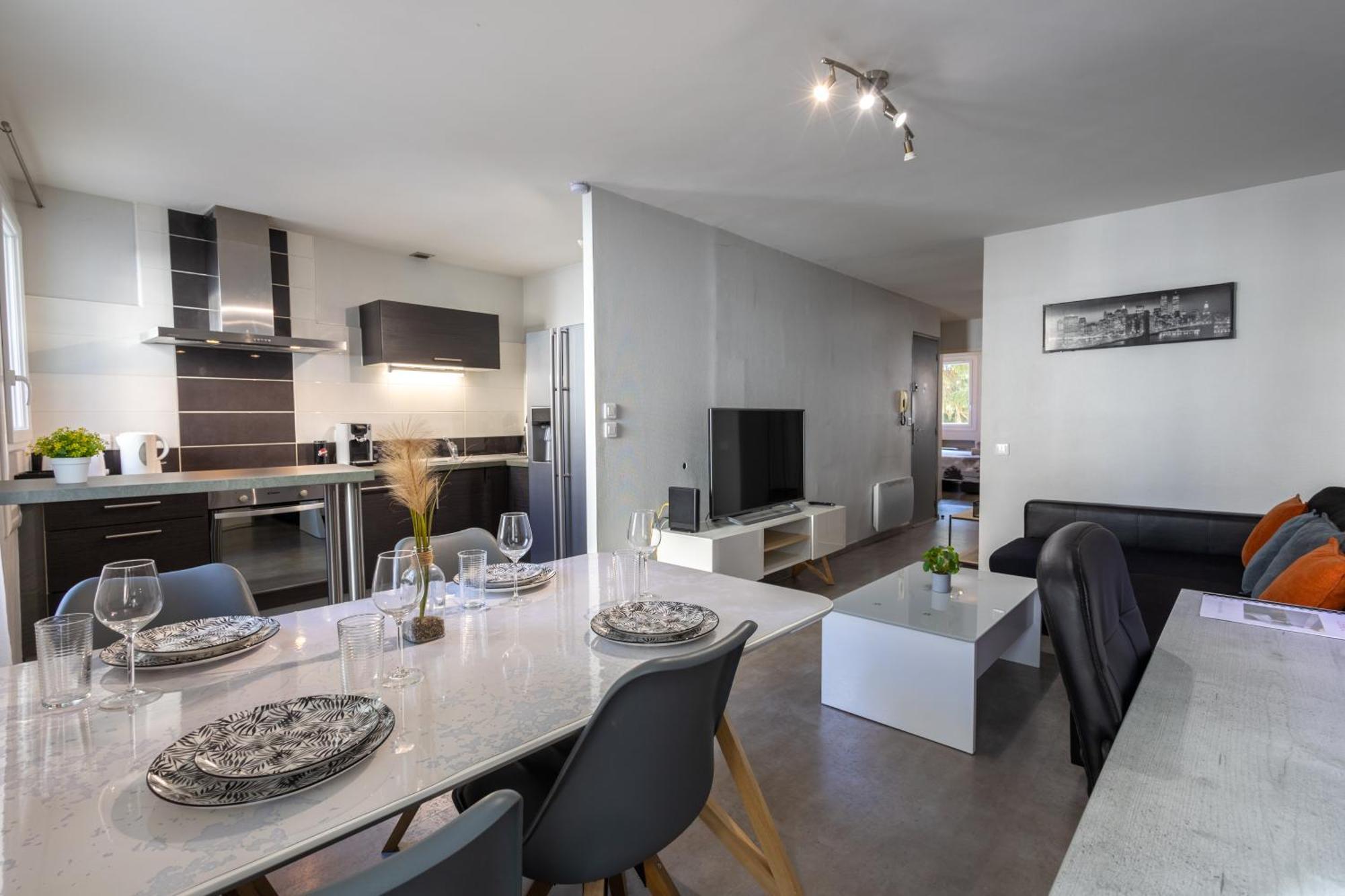 L'Eveche - T3 Spacieux & Traversant En Hypercentre Castres  Zewnętrze zdjęcie